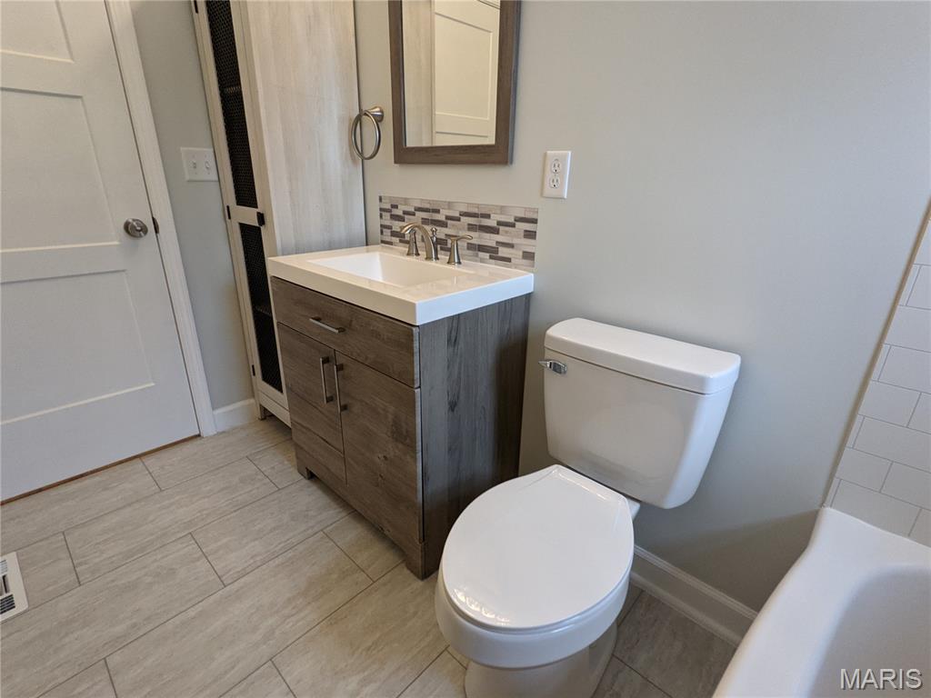 2206 Blendon Place Property Photo 18