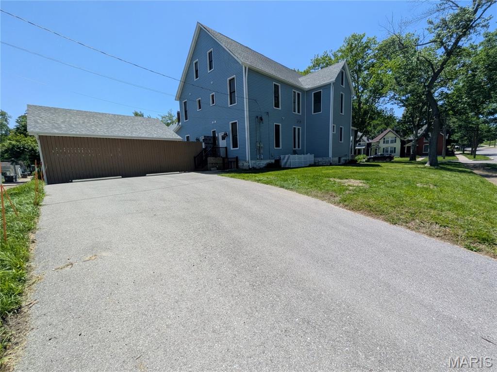 2206 Blendon Place Property Photo 24