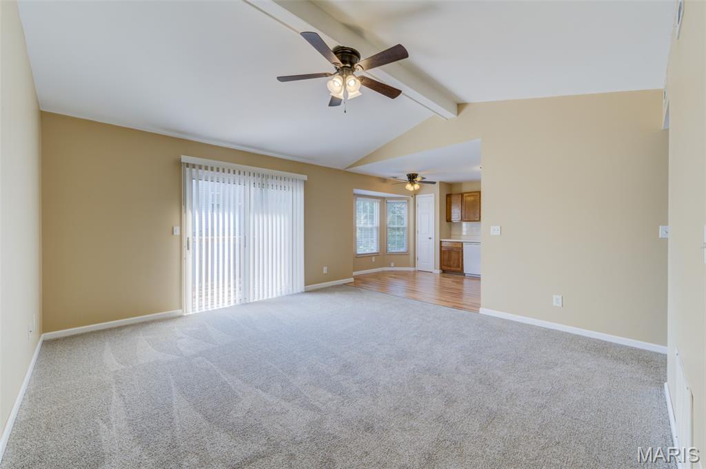 1524 Surrey Lane D Property Photo 5