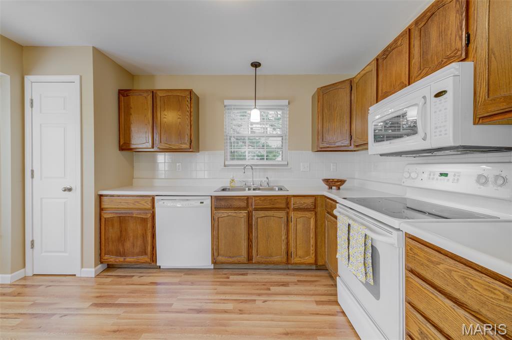 1524 Surrey Lane D Property Photo 10