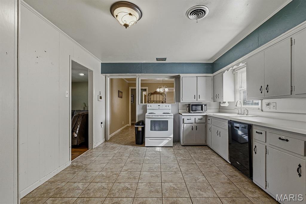 1112 David Drive Property Photo 11