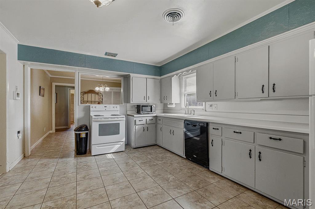 1112 David Drive Property Photo 12