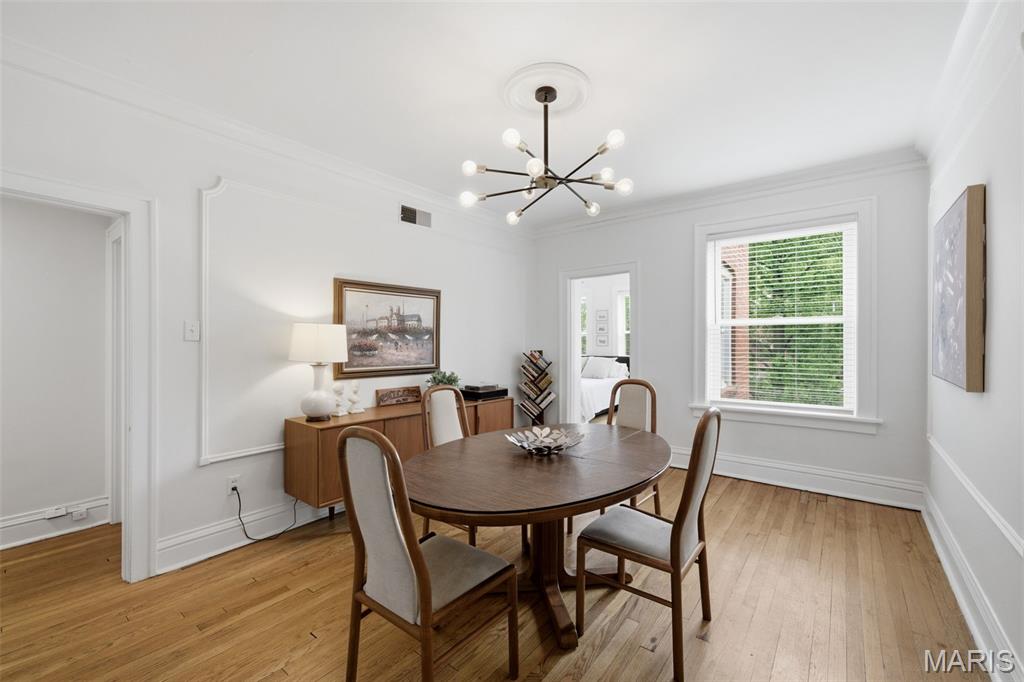 6306 Southwood Avenue 3e Property Photo 9