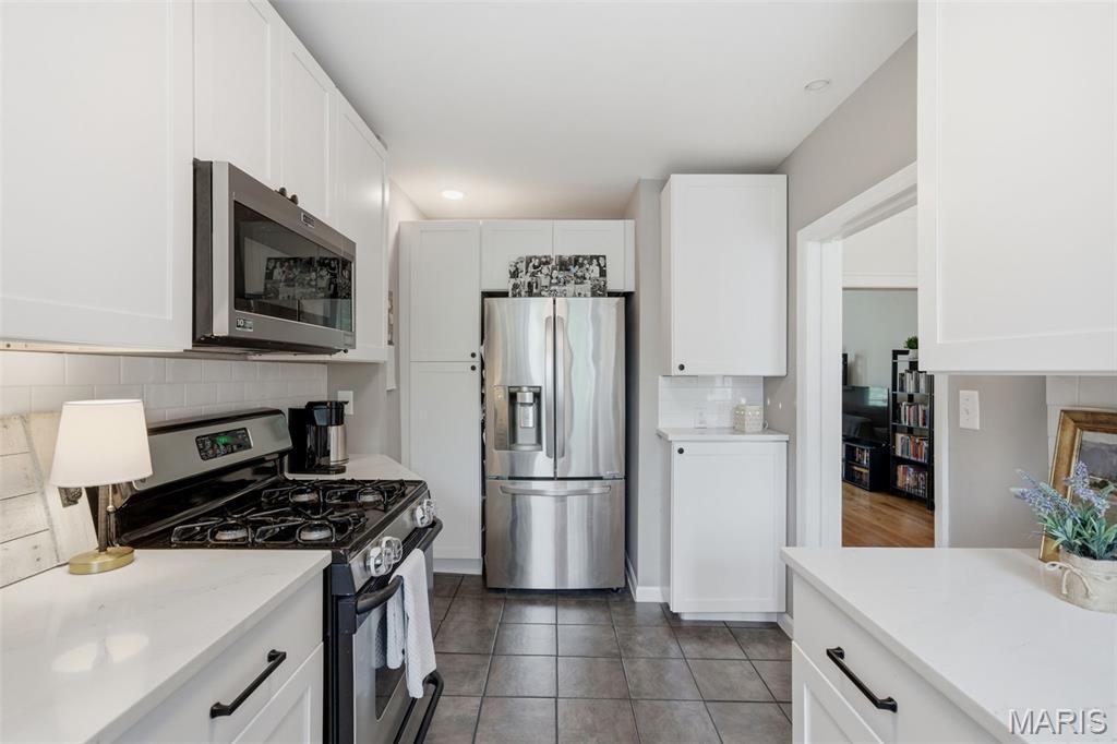 6306 Southwood Avenue 3e Property Photo 14