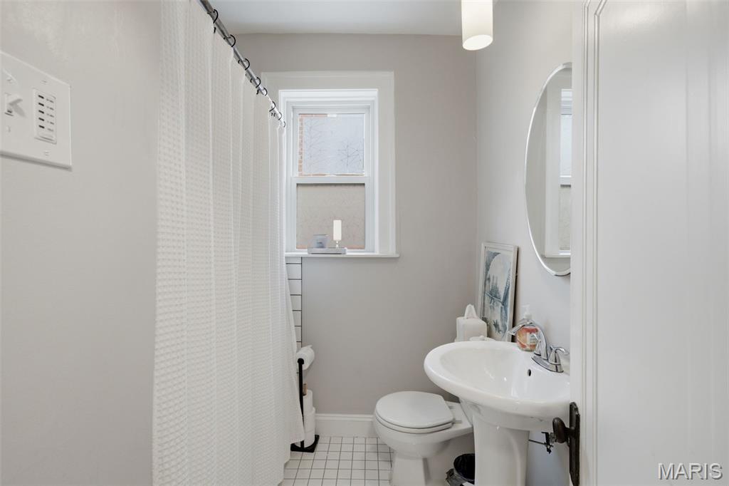 6306 Southwood Avenue 3e Property Photo 21