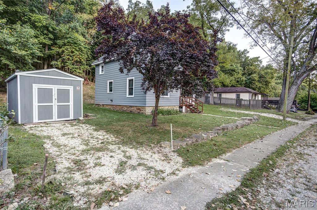 359 Market Street Property Photo 4