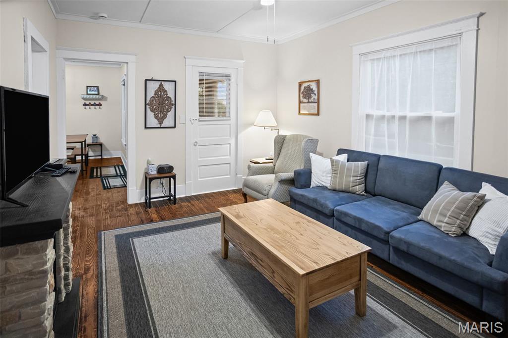 359 Market Street Property Photo 10