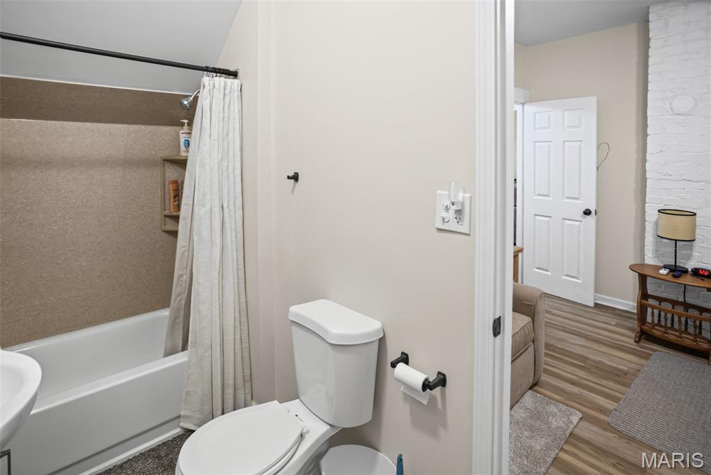 359 Market Street Property Photo 31