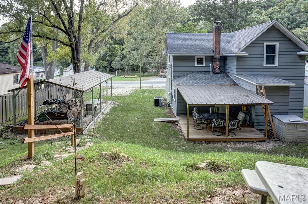 359 Market Street Property Photo 42