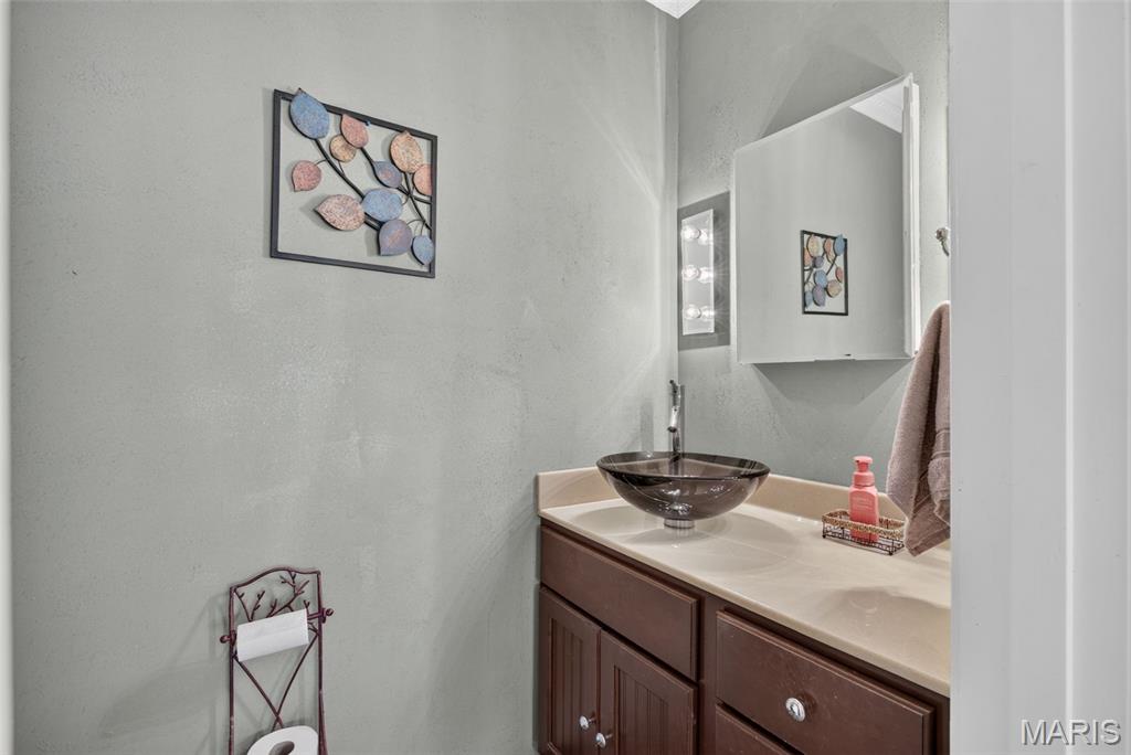 10636 Rebecca Drive Property Photo 48