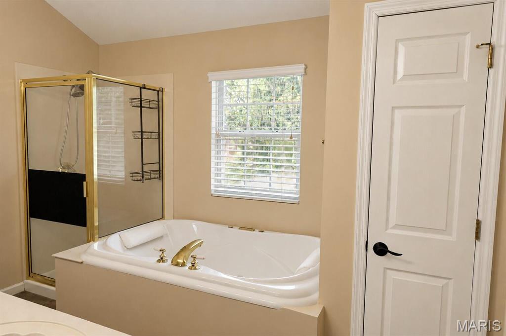121 E Willow Bend Drive Property Photo 22