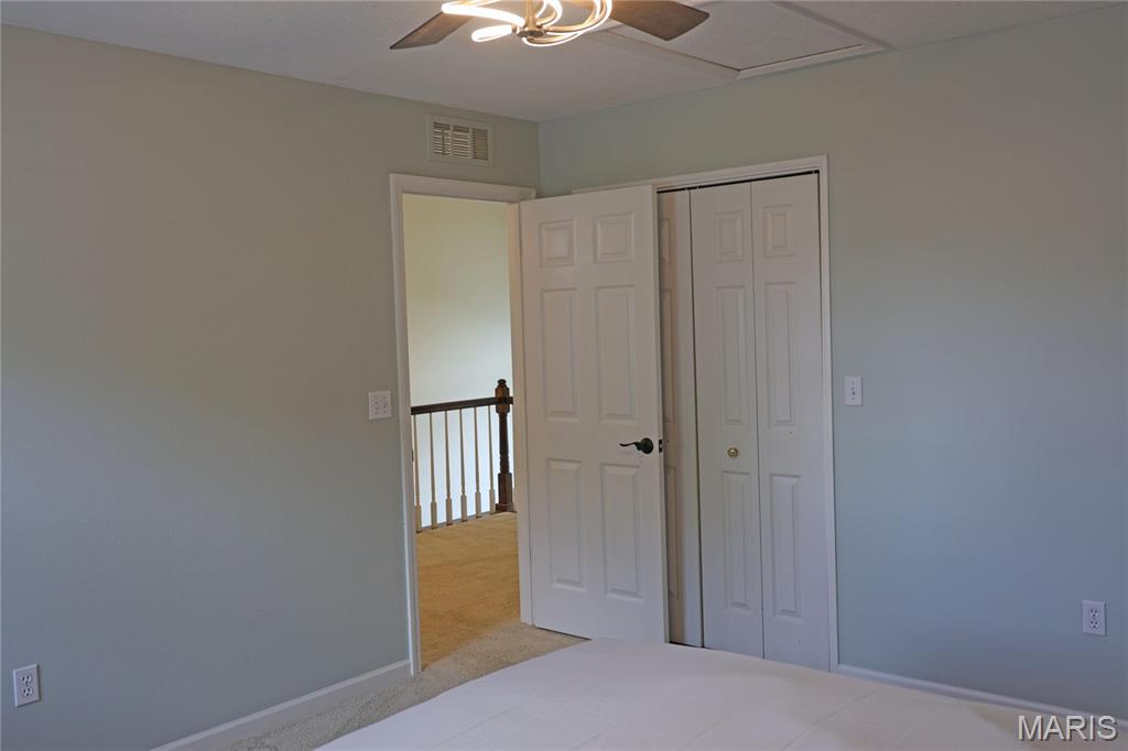 121 E Willow Bend Drive Property Photo 24