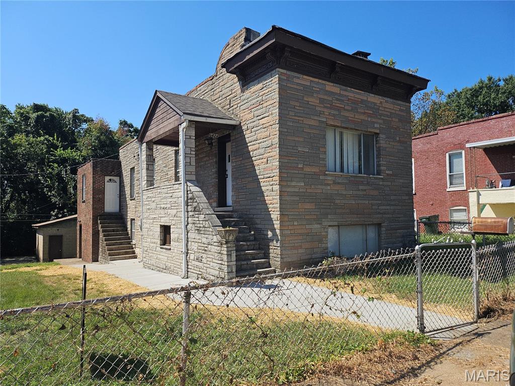 6424 Brockschmidt Place Property Photo 1