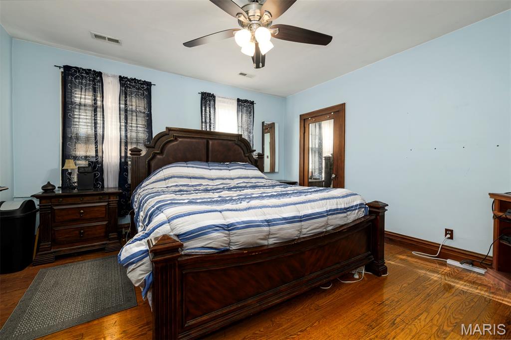 5001 Pernod Avenue Property Photo 24