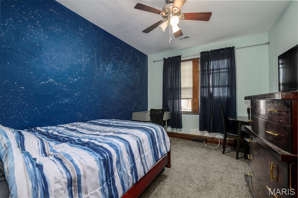5001 Pernod Avenue Property Photo 27