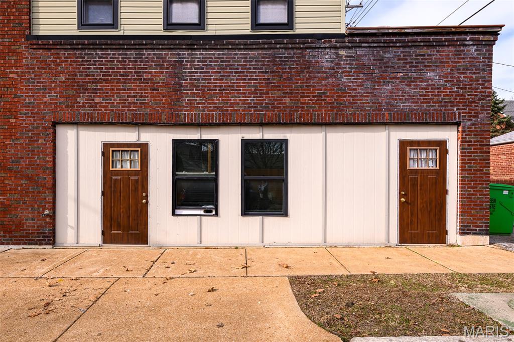 5001 Pernod Avenue Property Photo 41
