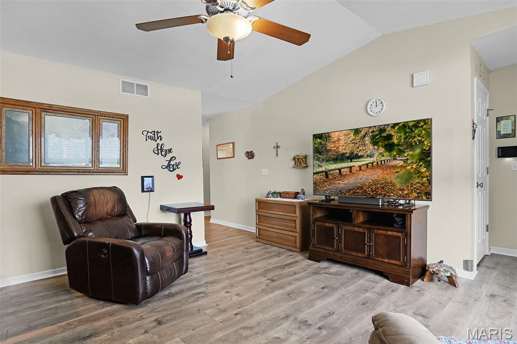 429 Audry Drive Property Photo 5