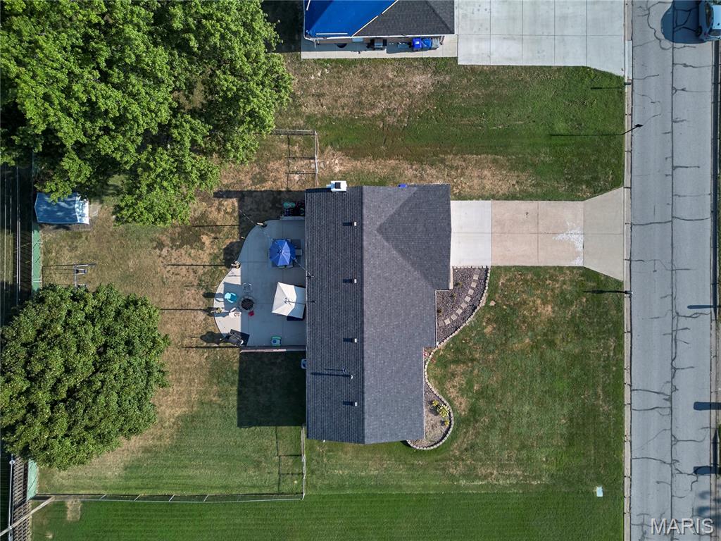 415 Westridge Drive Property Photo 8