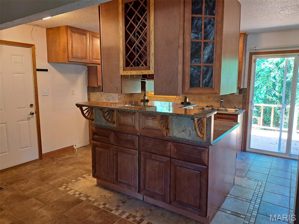 1808 Ferndale Street Property Photo 2