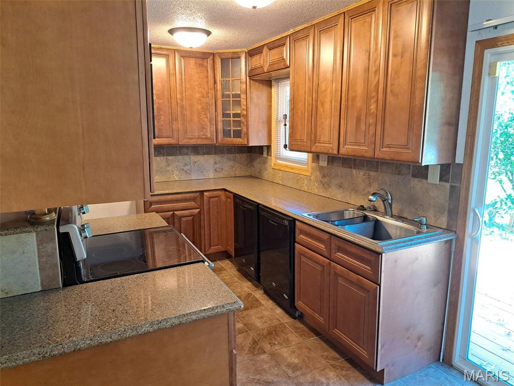 1808 Ferndale Street Property Photo 3