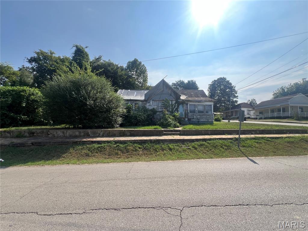 302 Vine Property Photo 1
