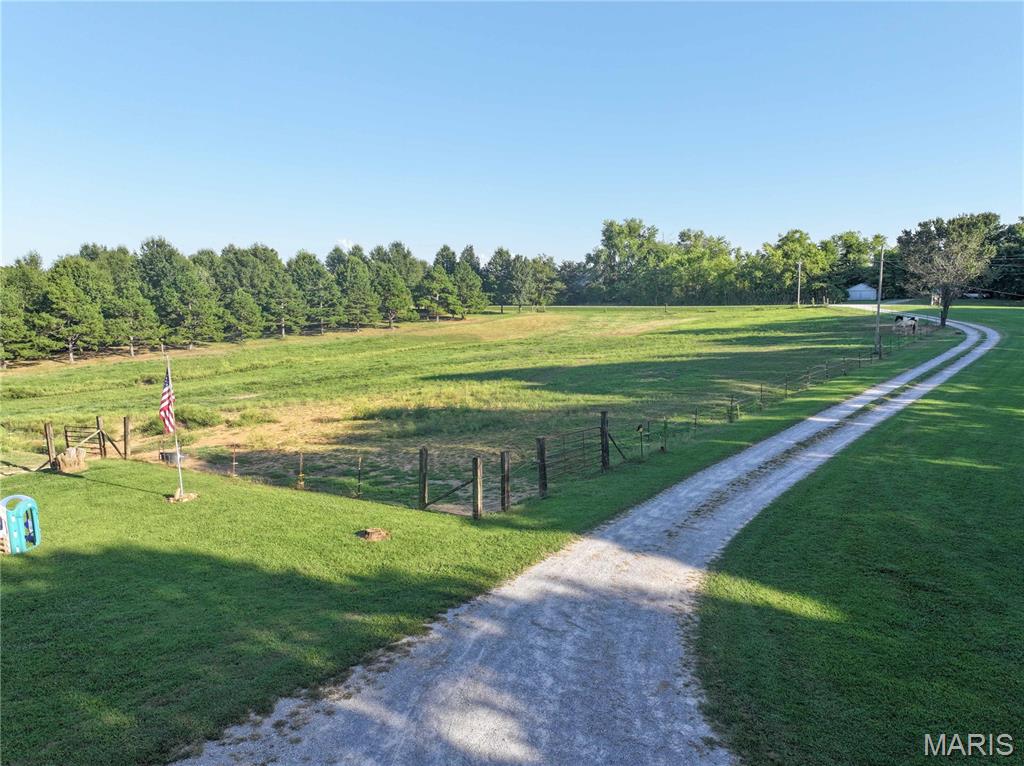 482 County Road 472 Property Photo 8