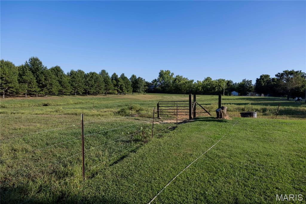 482 County Road 472 Property Photo 30