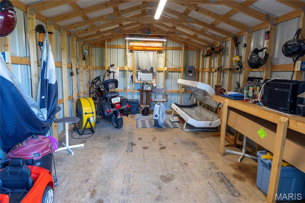 482 County Road 472 Property Photo 32
