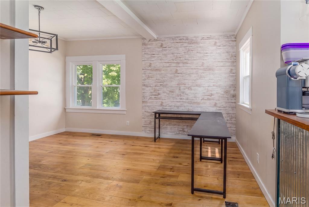 306 E Fifth Property Photo 18