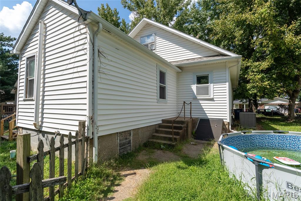 306 E Fifth Property Photo 29