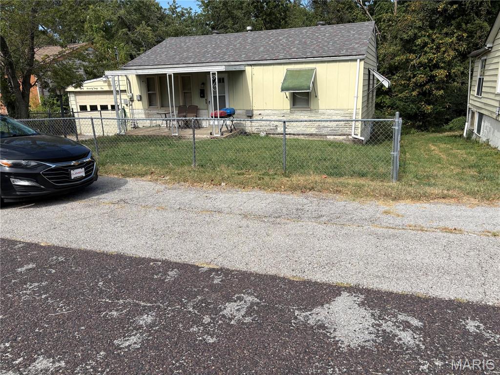 8731 Shirley Avenue Property Photo 1