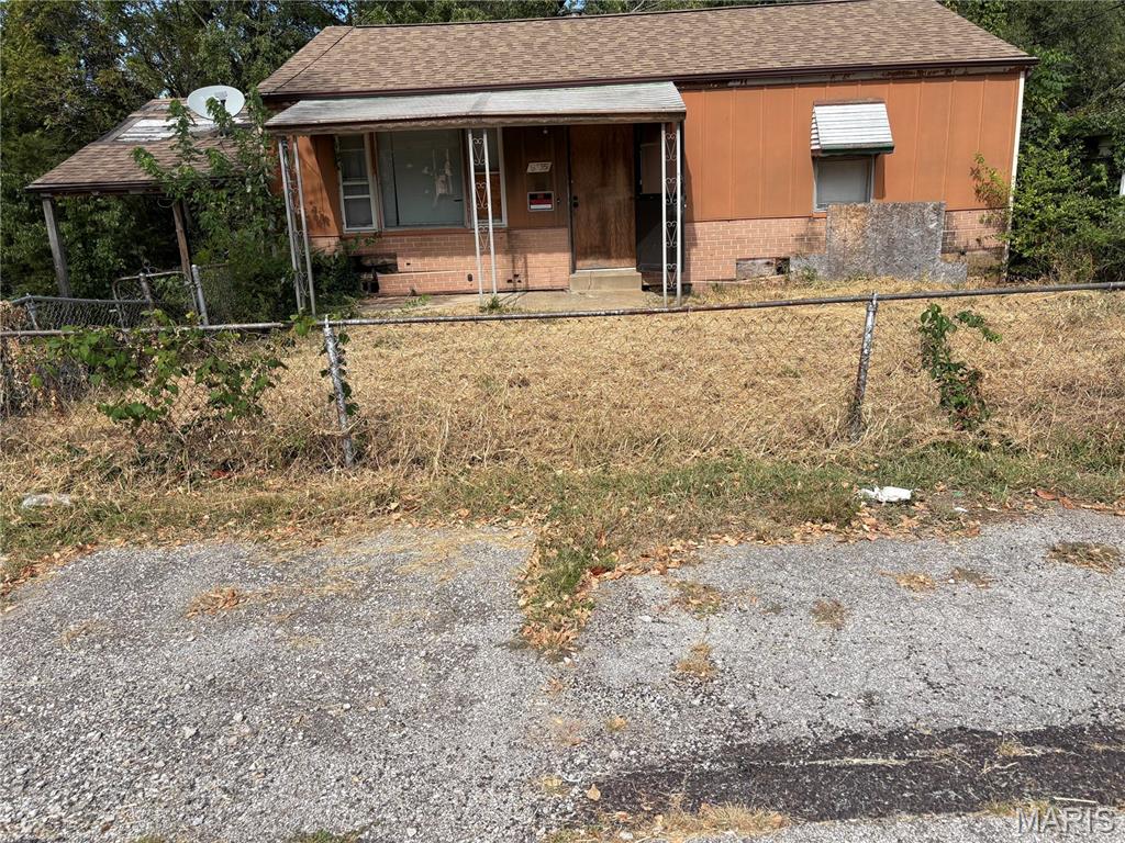 8735 Shirley Avenue Property Photo 1