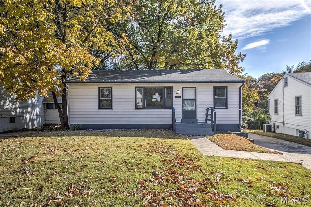 4016 Jenny Drive