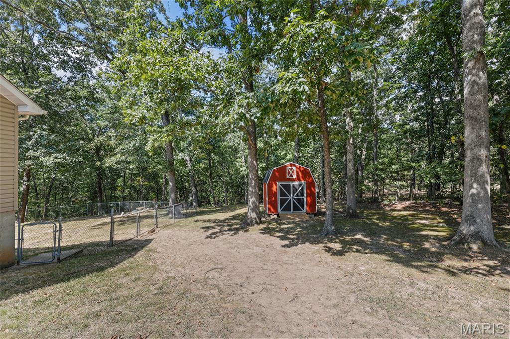 3325 Green Drive Property Photo 6