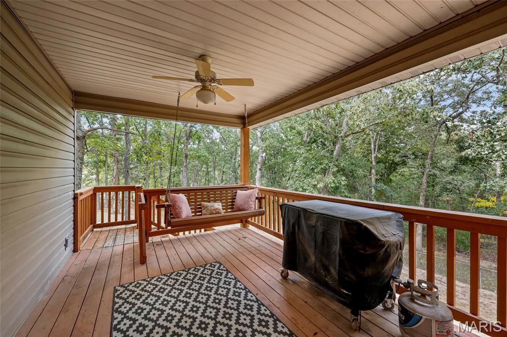 3325 Green Drive Property Photo 14