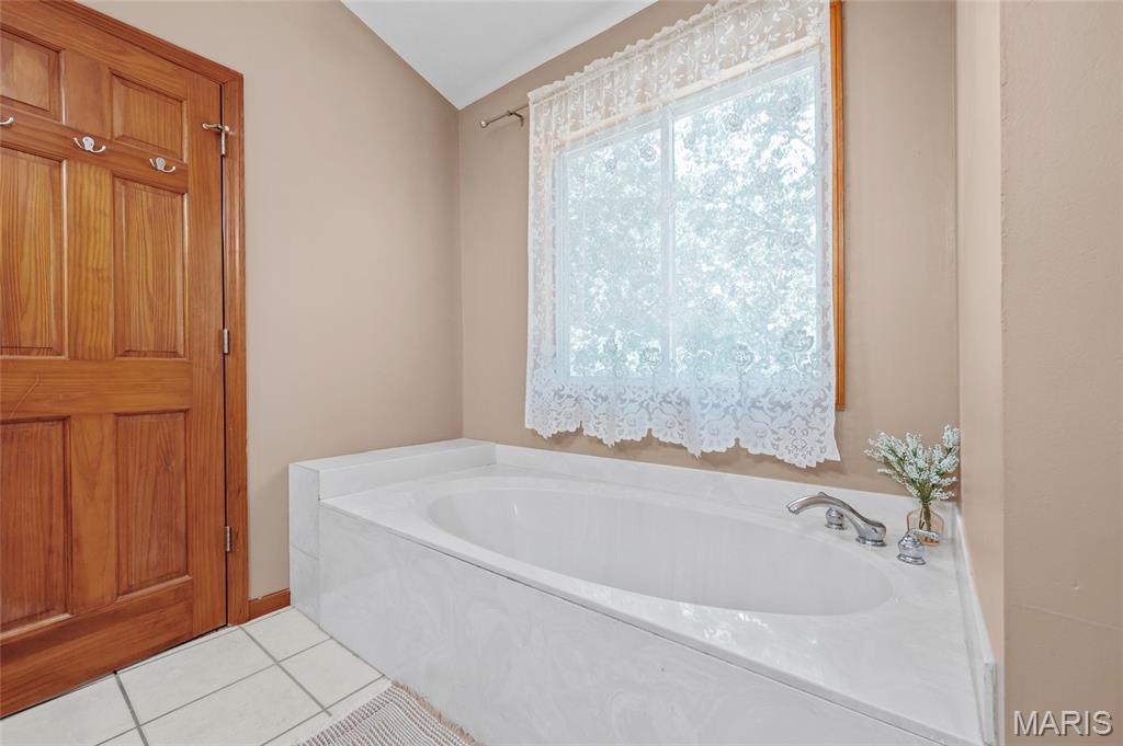 3325 Green Drive Property Photo 27