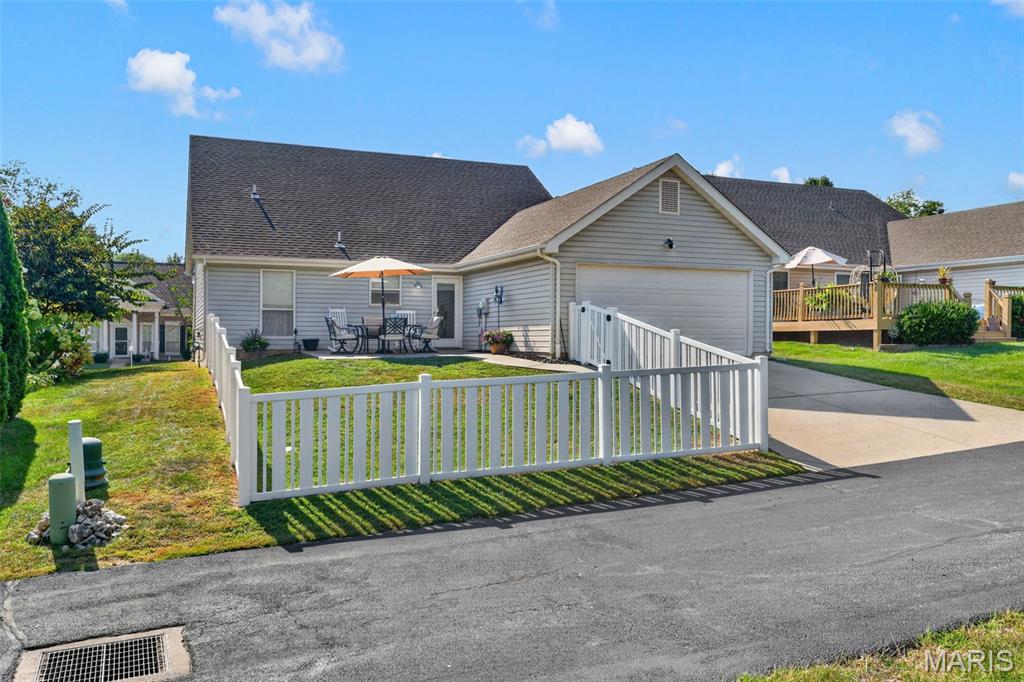 312 Hawks View Drive Property Photo 3