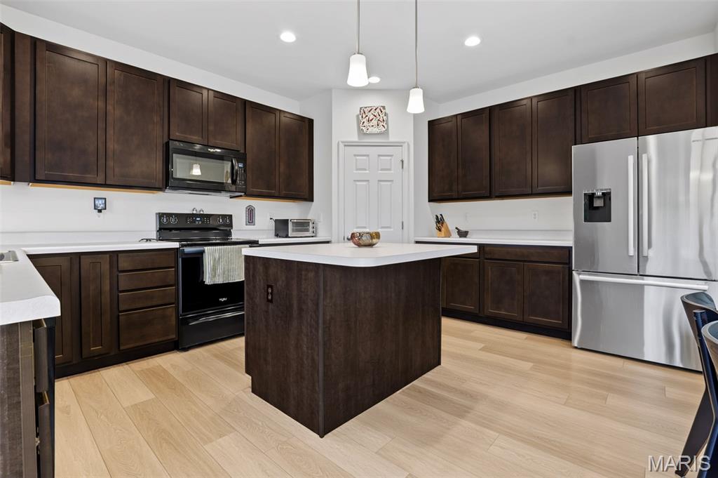 800 Kingston Hills Court Property Photo 12