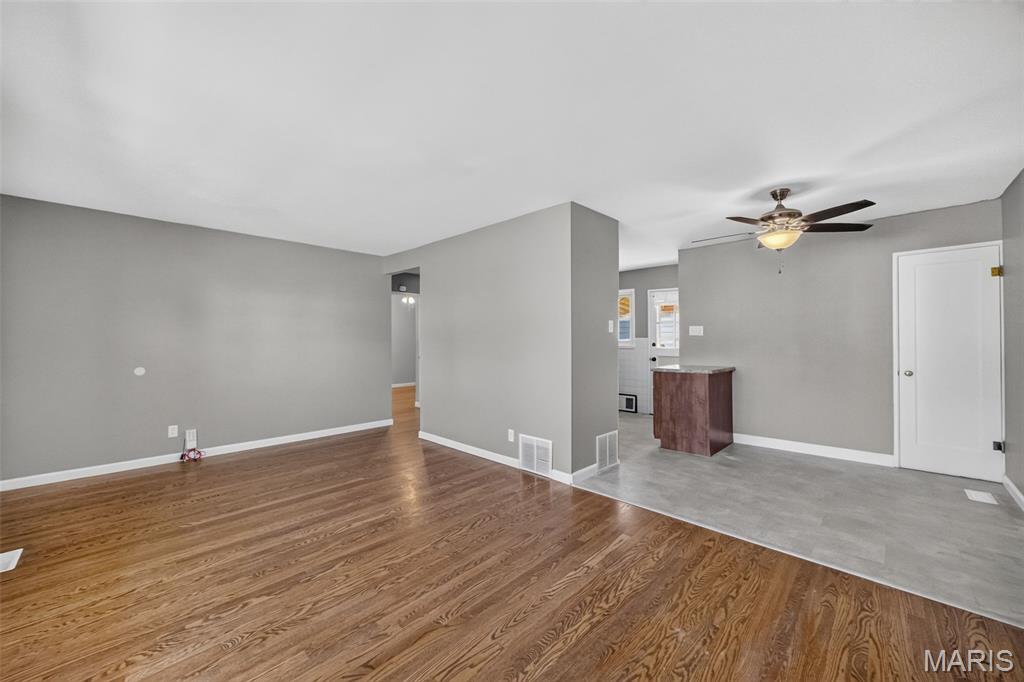 4036 Robert Avenue Property Photo 5