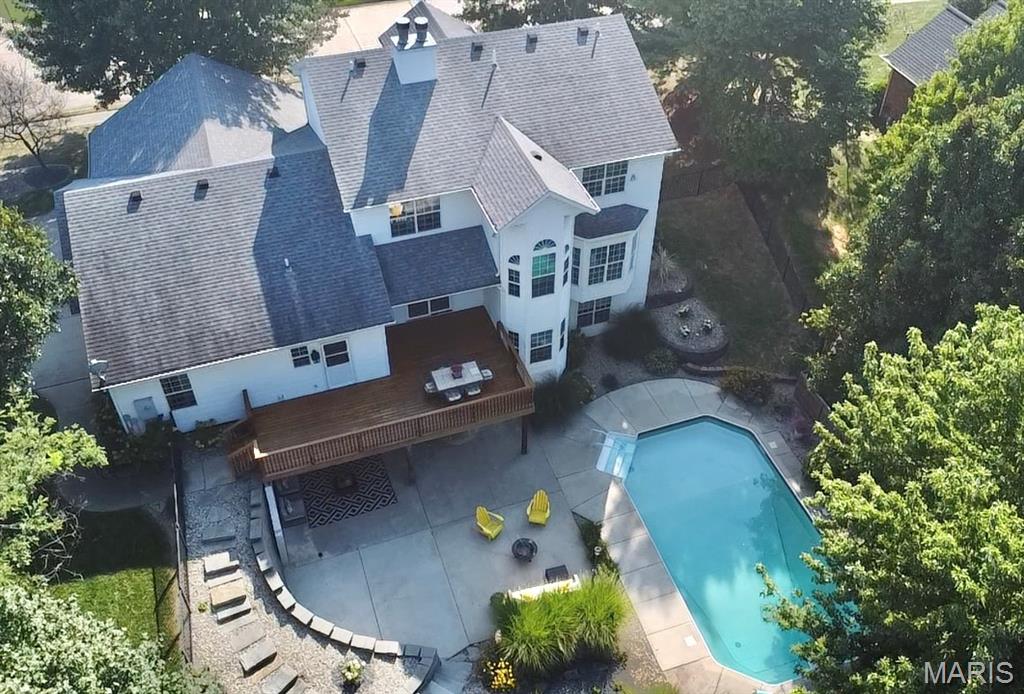 1 Timberwood Drive