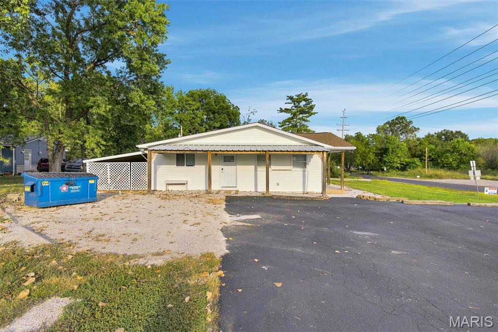 3741 Highway 30 Property Photo 10