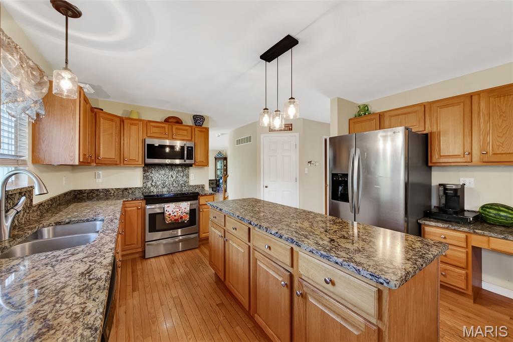 309 Thoreau Boulevard Property Photo 13