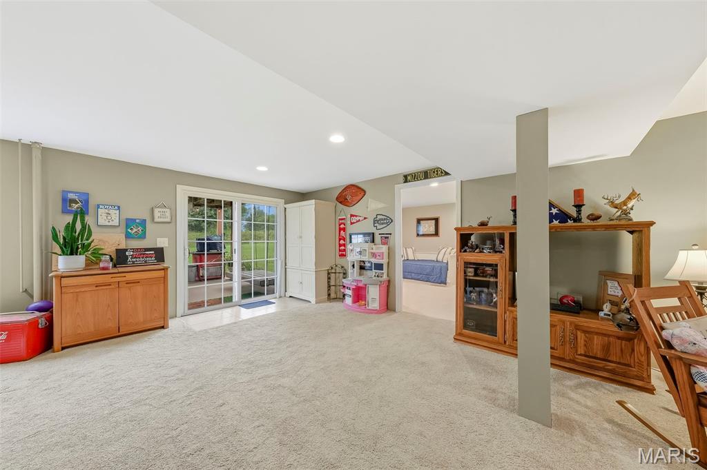 838 Greenbriar Property Photo 35