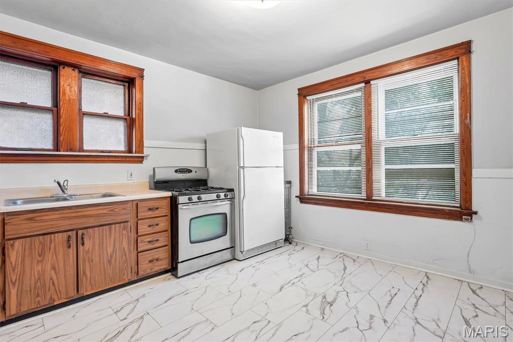 4939 Eichelberger Property Photo 8