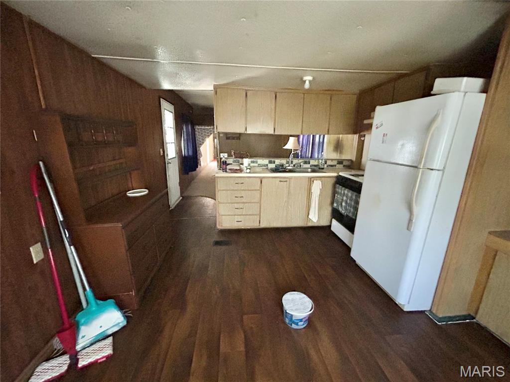 4814 Timber Lake Court Property Photo 5