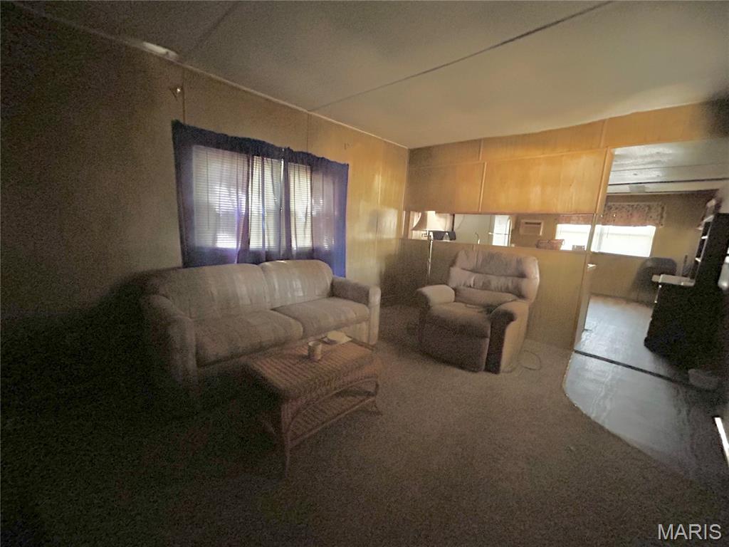 4814 Timber Lake Court Property Photo 9