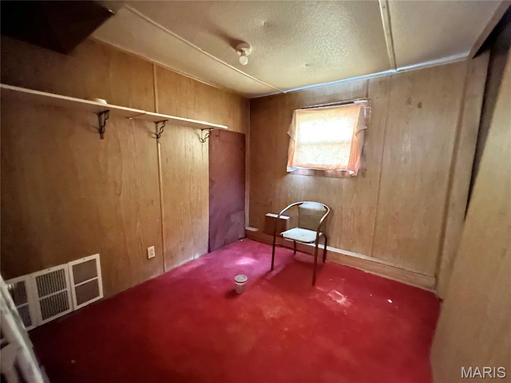 4814 Timber Lake Court Property Photo 15