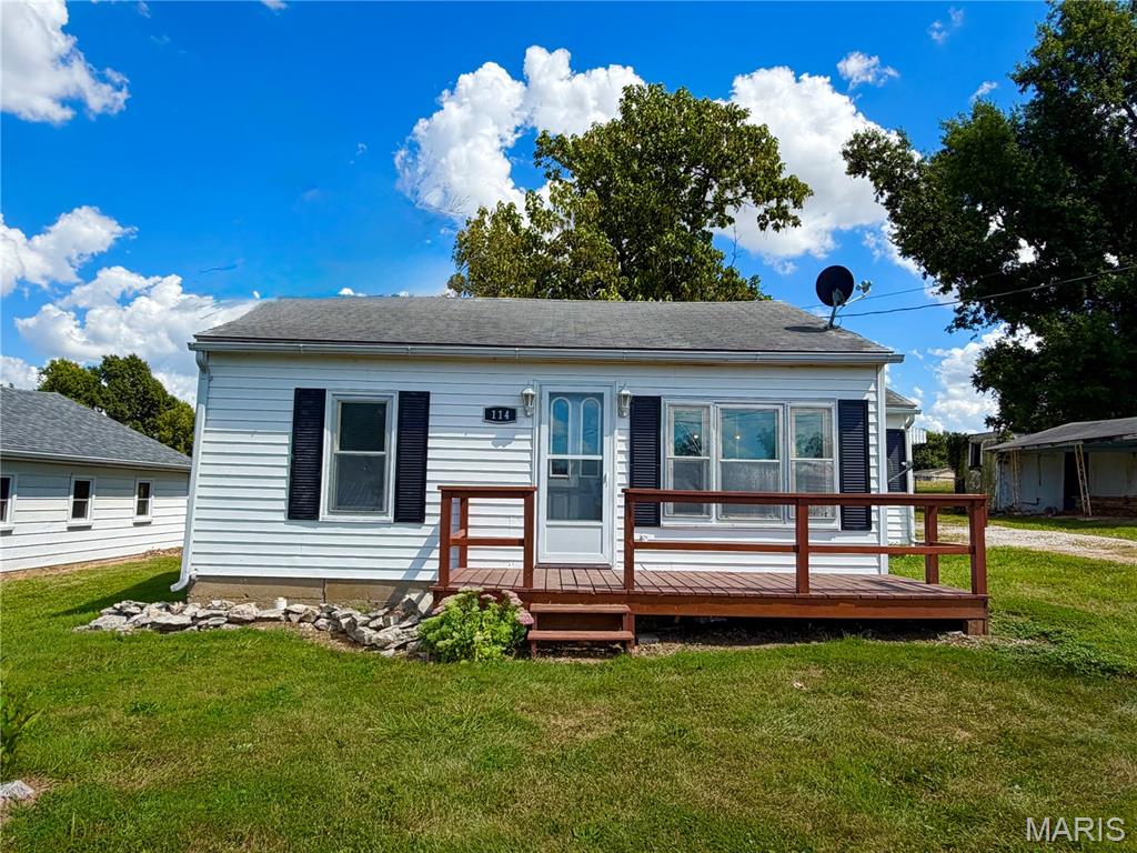 114 N Netherland Property Photo 3
