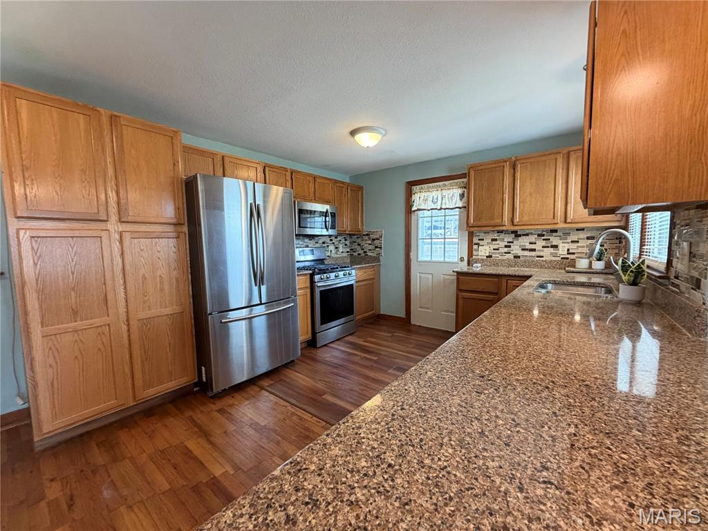 114 N Netherland Property Photo 9