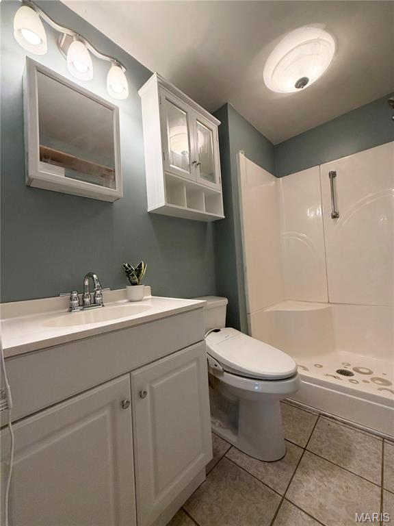 114 N Netherland Property Photo 21